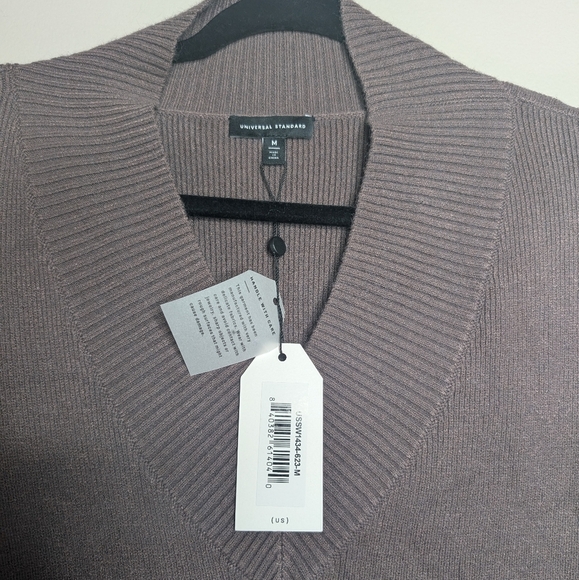 Universal Standard V Neck Sweater Purple Gray sz M (18-20) NWT - Picture 3 of 7